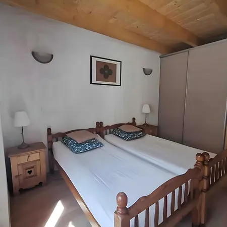 Charming 3 Etoiles - 10 Pers *